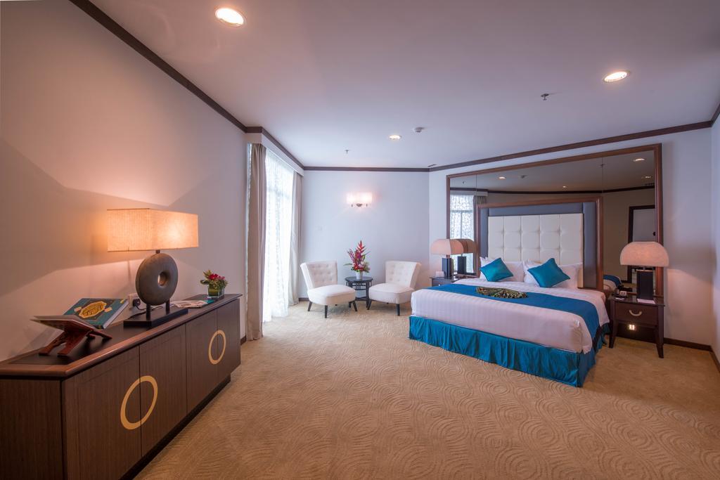 Adya Hotel Langkawi Kuah Exterior photo